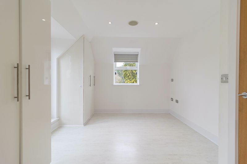 Westhall Road